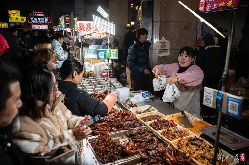 上海最大露天夜市关了?城管回应（详细内容）