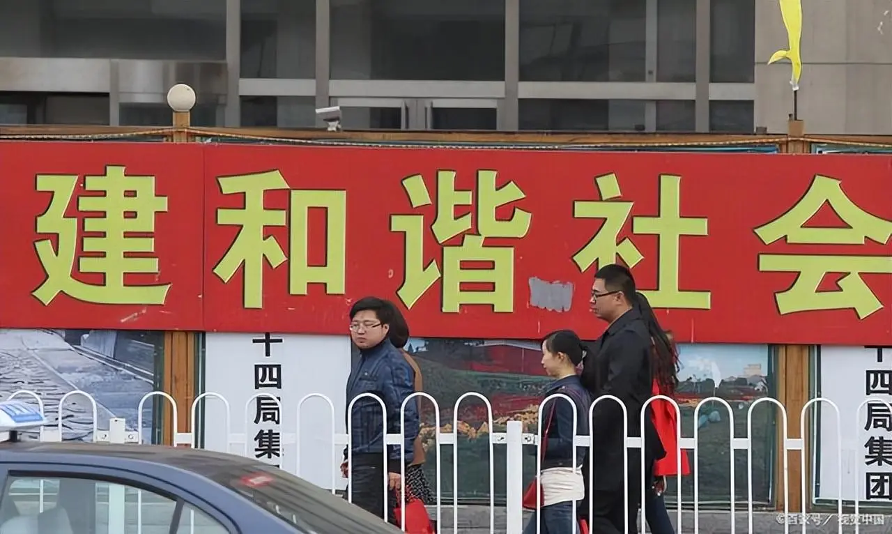 奔跑在奋发有为的赛道上（奋斗路上的长跑）