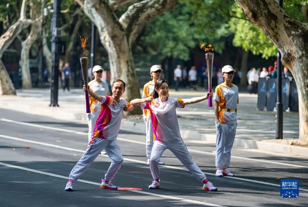 杭州亚运会火炬传递启动