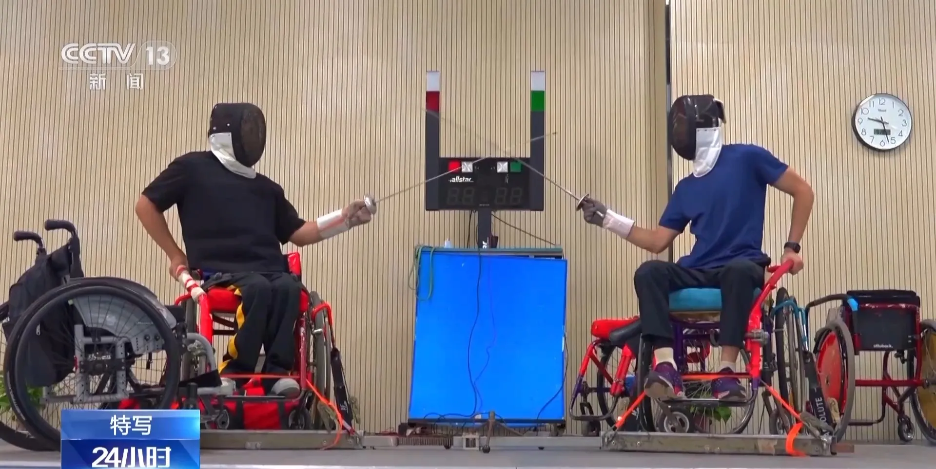 备战冲刺亚残运会 一月两次“大考” 轮椅剑客努力为国争光